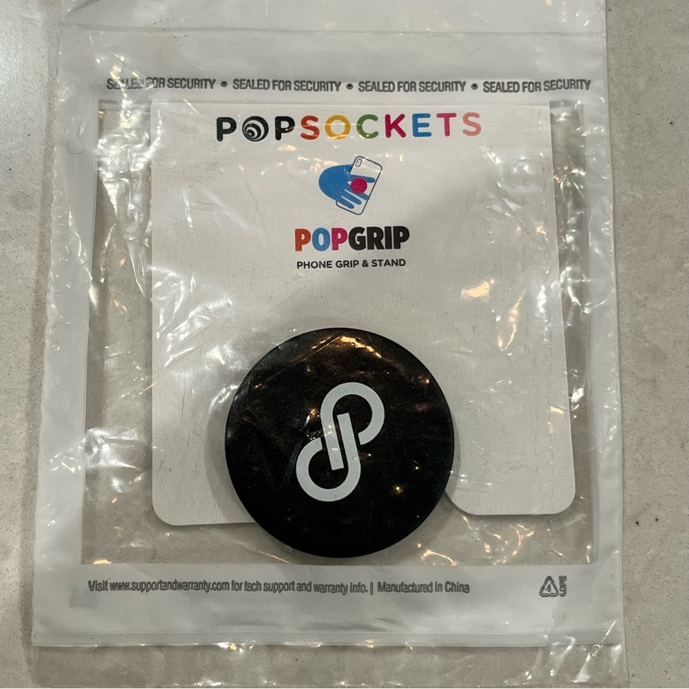 NEW Poshmark Black & White Logo Popsocket
